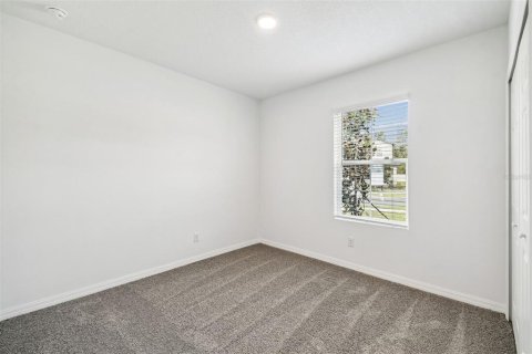 House in Hudson, Florida 3 bedrooms, 141.12 sq.m. № 1905654 - photo 5
