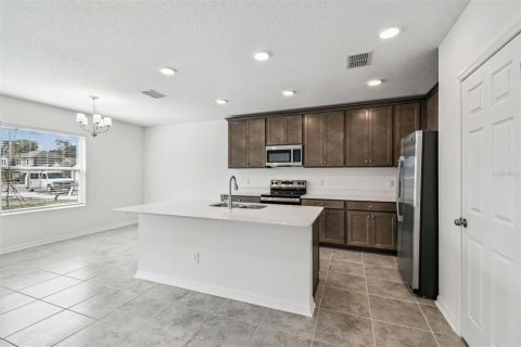 House in Hudson, Florida 3 bedrooms, 141.12 sq.m. № 1905654 - photo 12