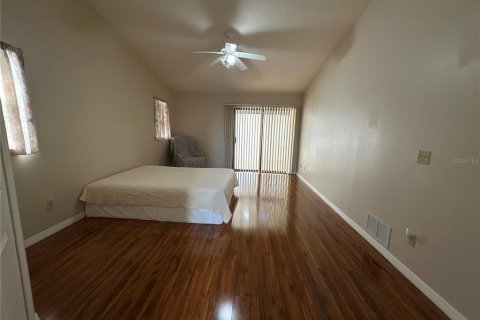 House in Palm Coast, Florida 3 bedrooms, 175.86 sq.m. № 2233105 - photo 16