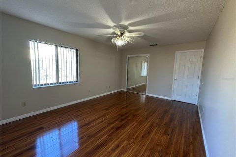 House in Palm Coast, Florida 3 bedrooms, 175.86 sq.m. № 2233105 - photo 24