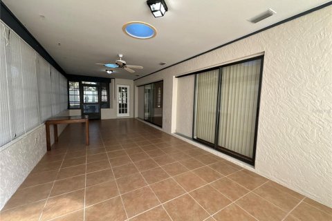 House in Palm Coast, Florida 3 bedrooms, 175.86 sq.m. № 2233105 - photo 29