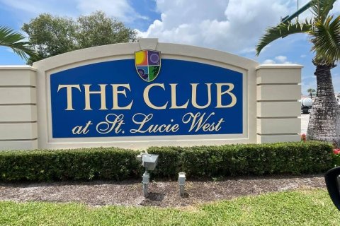 Condo à Port St. Lucie, Floride, 2 chambres  № 2191739