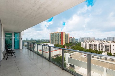 Copropriété à vendre à Sunny Isles Beach, Floride: 3 chambres, 175.77 m2 № 2426060 - photo 13