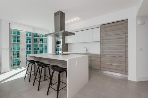 Copropriété à vendre à Sunny Isles Beach, Floride: 3 chambres, 175.77 m2 № 2426060 - photo 10
