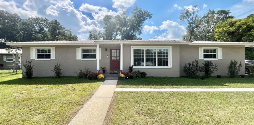 Villa ou maison à Ocala, Floride 4 chambres, 189.89 m2 № 2407041
