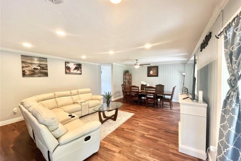 Villa ou maison à vendre à Ocala, Floride: 4 chambres, 189.89 m2 № 2407041 - photo 4