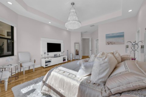 Casa en venta en Davie, Florida, 4 dormitorios, 290.78 m2 № 2077866 - foto 26