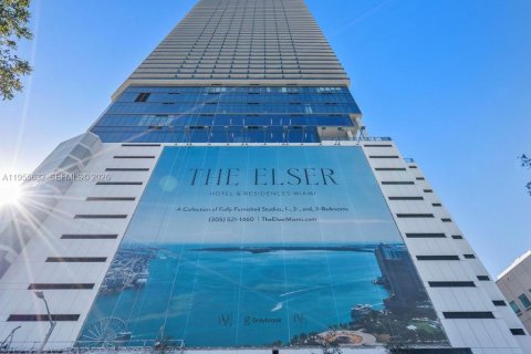 Condo in Miami, Florida, 1 bedroom  № 2019560 - photo 26