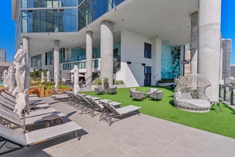 Condo in Miami, Florida, 1 bedroom  № 2019560 - photo 21