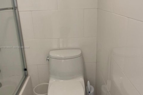 Купить кондоминиум в Санни-Айлс-Бич, Флорида 2 спальни, 91.79м2, № 2038143 - фото 18