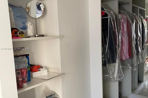 Купить кондоминиум в Санни-Айлс-Бич, Флорида 2 спальни, 91.79м2, № 2038143 - фото 23