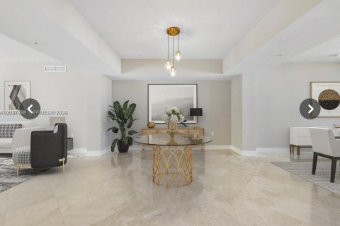 Купить кондоминиум в Санни-Айлс-Бич, Флорида 2 спальни, 167.04м2, № 2183203 - фото 6