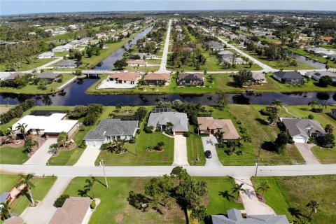 House in Rotonda, Florida 4 bedrooms, 217.76 sq.m. № 1514821 - photo 29