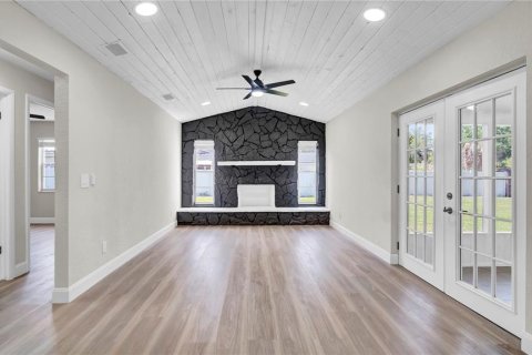 House in Kissimmee, Florida 4 bedrooms, 149.57 sq.m. № 1718977 - photo 4