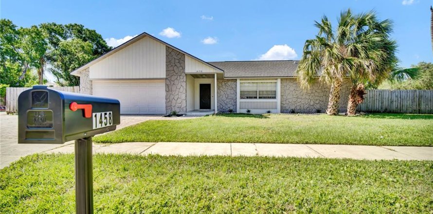House in Kissimmee, Florida 4 bedrooms, 149.57 sq.m. № 1718977