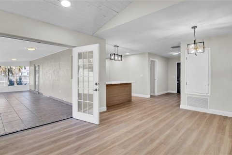 House in Kissimmee, Florida 4 bedrooms, 149.57 sq.m. № 1718977 - photo 21
