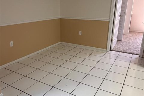 Touwnhouse à louer à Orlando, Floride: 2 chambres, 82.78 m2 № 2106678 - photo 6