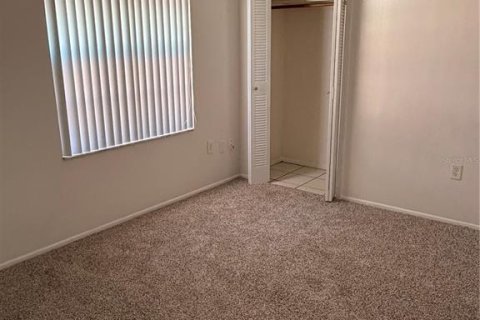 Touwnhouse à louer à Orlando, Floride: 2 chambres, 82.78 m2 № 2106678 - photo 2
