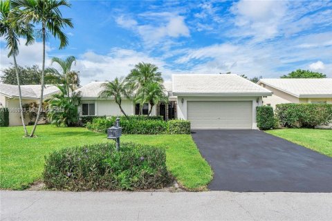 Villa ou maison à vendre à Boca Raton, Floride: 3 chambres, 154.03 m2 № 2020179 - photo 3
