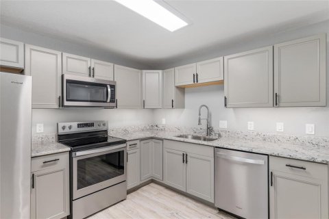 House in Ocala, Florida 2 bedrooms, 103.68 sq.m. № 1856492 - photo 19