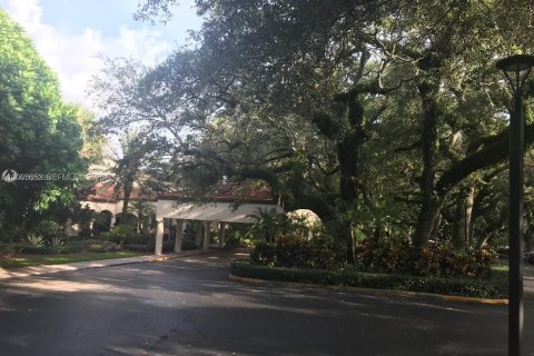 Condo in Davie, Florida, 2 bedrooms  № 2068223 - photo 12