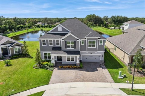 House in Oviedo, Florida 6 bedrooms, 464.88 sq.m. № 2354520