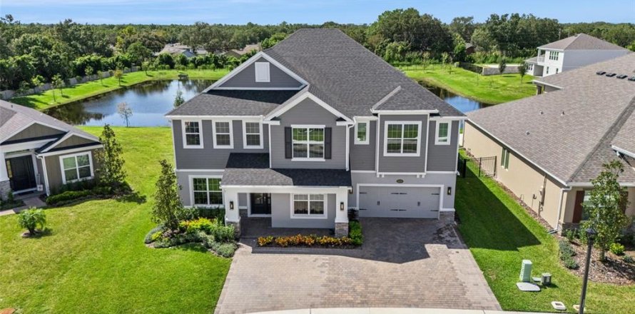 Villa ou maison à Oviedo, Floride 6 chambres, 464.88 m2 № 2354520