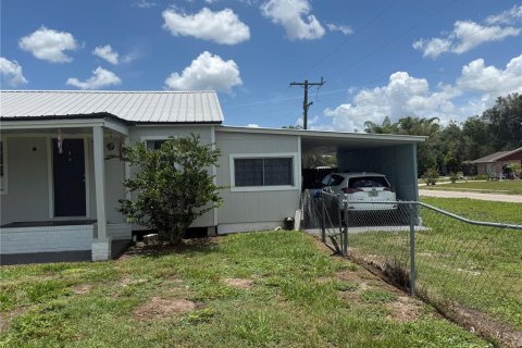 Villa ou maison à vendre à Arcadia, Floride: 3 chambres, 100.61 m2 № 2208730 - photo 3
