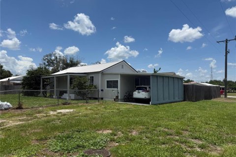 House in Arcadia, Florida 3 bedrooms, 100.61 sq.m. № 2208730