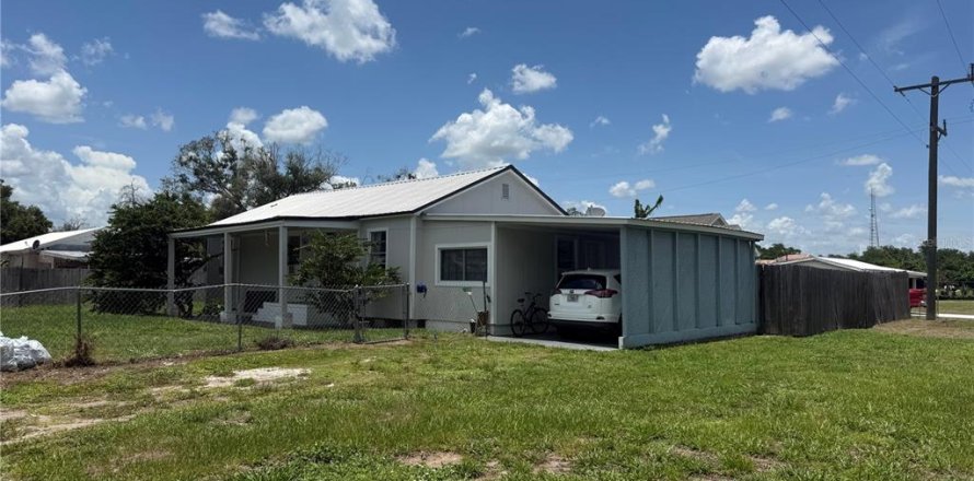 Villa ou maison à Arcadia, Floride 3 chambres, 100.61 m2 № 2208730