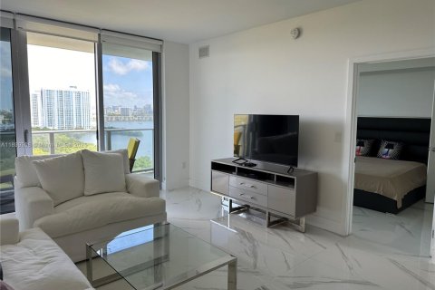 Condo in North Miami Beach, Florida, 2 bedrooms  № 1953128 - photo 26