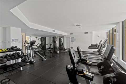 Купить кондоминиум в Майами, Флорида 1 спальня, 69.12м2, № 2088974 - фото 14