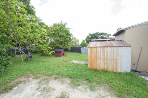 Casa en venta en Homestead, Florida, 2 dormitorios, 80.27 m2 № 1798879 - foto 13