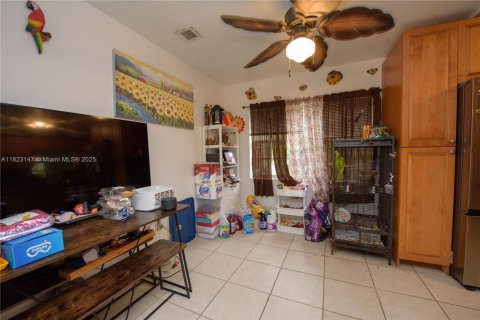 Casa en venta en Homestead, Florida, 2 dormitorios, 80.27 m2 № 1798879 - foto 7