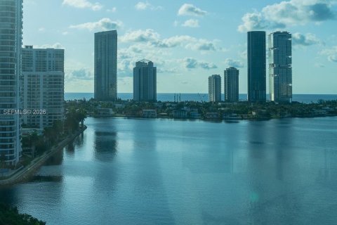 Снять в аренду кондоминиум в Авентура, Флорида 2 спальни, 173.73м2, № 2032216 - фото 8