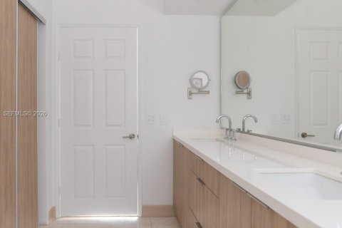 Снять в аренду кондоминиум в Авентура, Флорида 2 спальни, 173.73м2, № 2032216 - фото 13