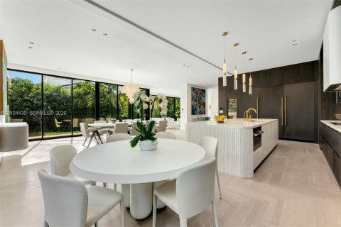 Villa ou maison à vendre à Key Biscayne, Floride: 6 chambres, 403.29 m2 № 2426541 - photo 5