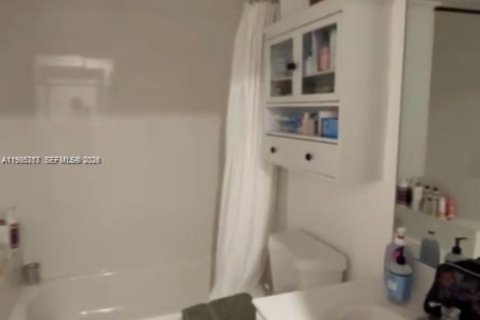 Снять в аренду кондоминиум в Майами, Флорида 40.88м2, № 2050905 - фото 8