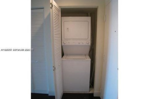 Снять в аренду кондоминиум в Майами, Флорида 40.88м2, № 2050905 - фото 14