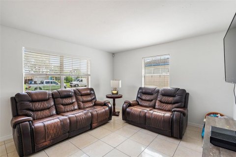 Villa ou maison à vendre à Saint Petersburg, Floride: 3 chambres, 150.5 m2 № 1746916 - photo 6