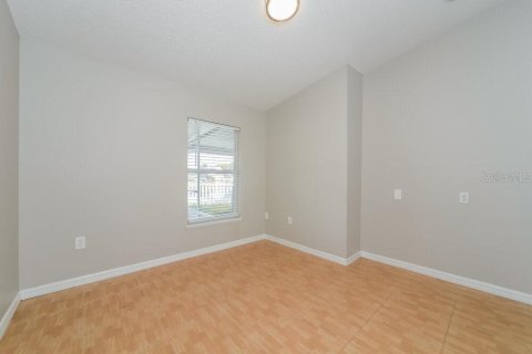 Villa ou maison à louer à Kissimmee, Floride: 3 chambres, 174.1 m2 № 2386791 - photo 14