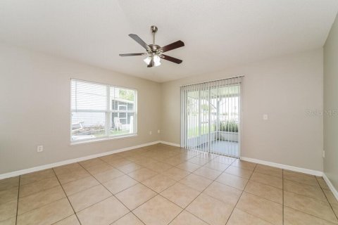 Villa ou maison à louer à Kissimmee, Floride: 3 chambres, 174.1 m2 № 2386791 - photo 8