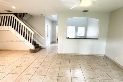 Townhouse in Sunrise, Florida 2 bedrooms, 139.17 sq.m. № 1794311 - photo 5