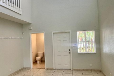 Townhouse in Sunrise, Florida 2 bedrooms, 139.17 sq.m. № 1794311 - photo 3