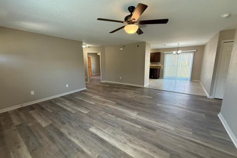 Villa ou maison à louer à Ocala, Floride: 3 chambres, 123.75 m2 № 2403728 - photo 8