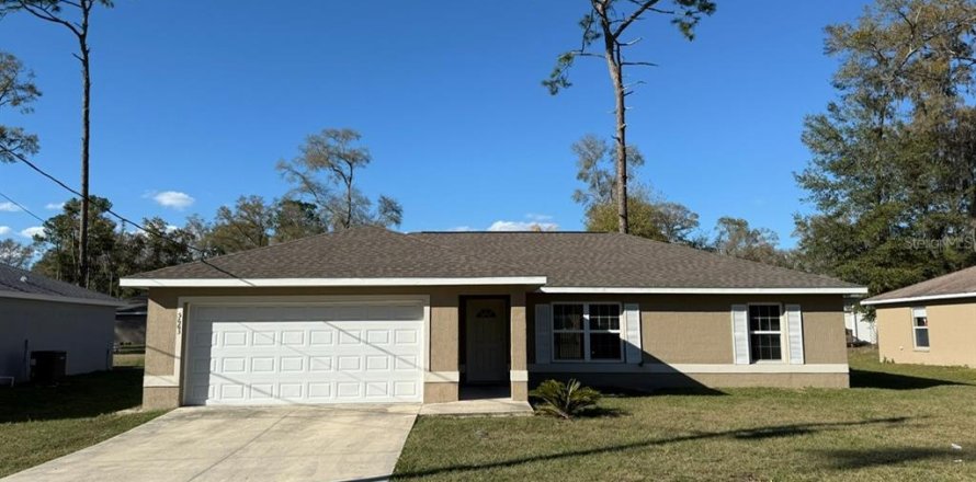 Villa ou maison à Ocala, Floride 3 chambres, 123.75 m2 № 2403728