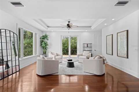 House in Longboat Key, Florida 5 bedrooms, 519.88 sq.m. № 1436221 - photo 20