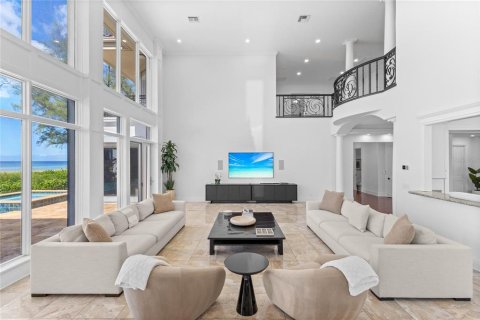 House in Longboat Key, Florida 5 bedrooms, 519.88 sq.m. № 1436221 - photo 8