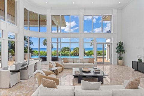 House in Longboat Key, Florida 5 bedrooms, 519.88 sq.m. № 1436221 - photo 4