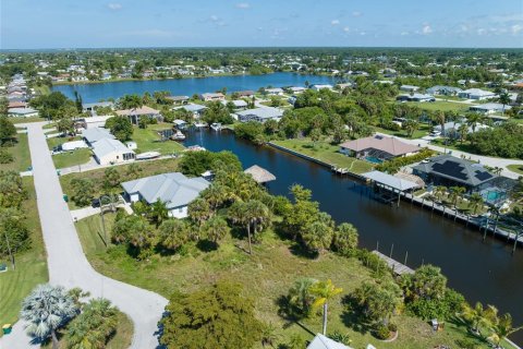 Terreno en venta en Port Charlotte, Florida № 2210972 - foto 8